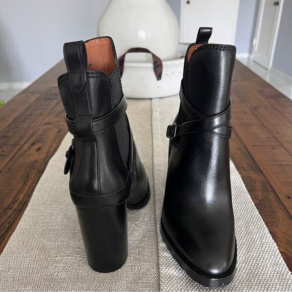 COACH Jackson Leather Ankle Boots
Size 10 - Picture 4 of 10